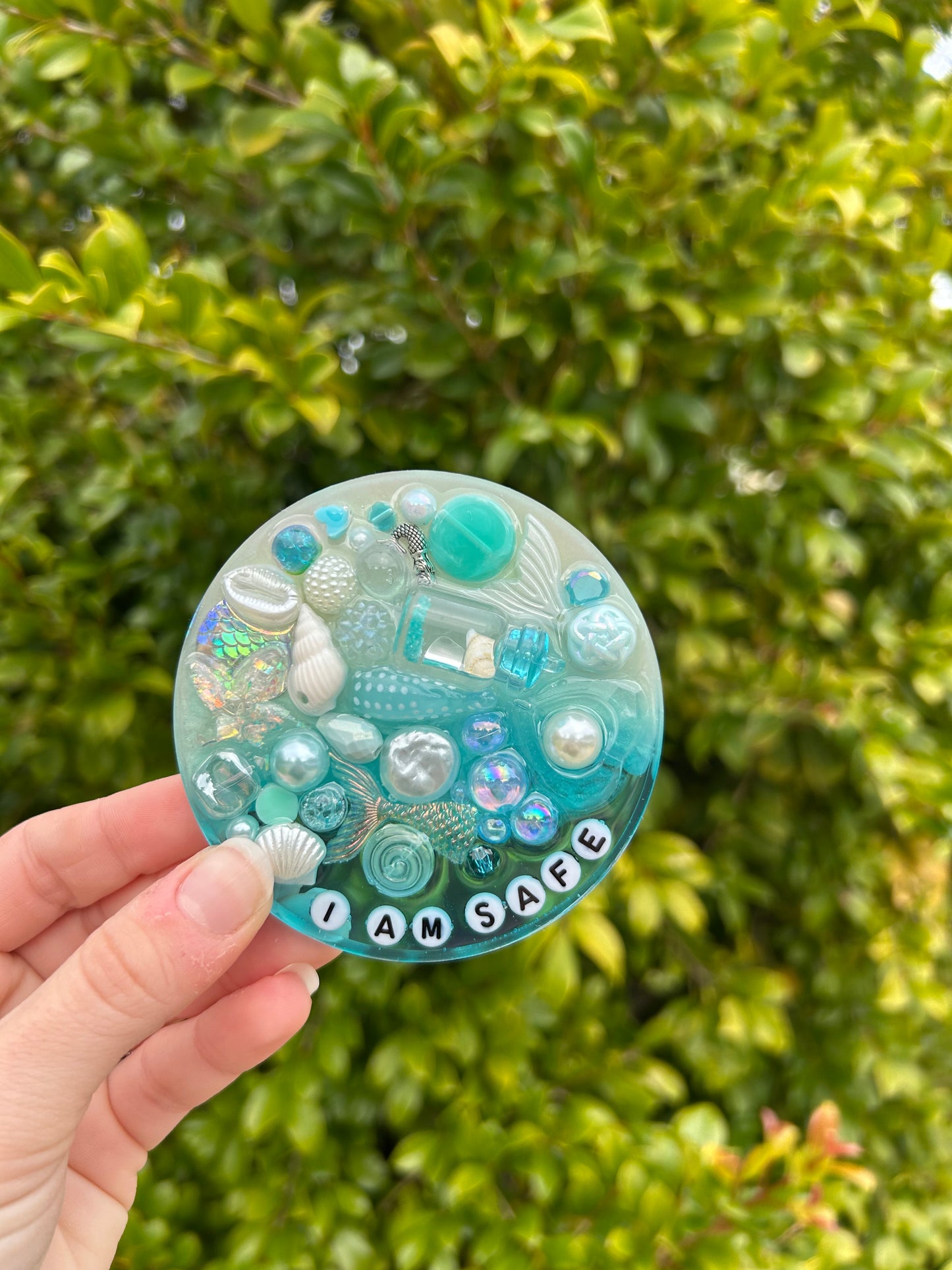‘I am safe’ Affirmation Ocean | Large Circle Trinket 1