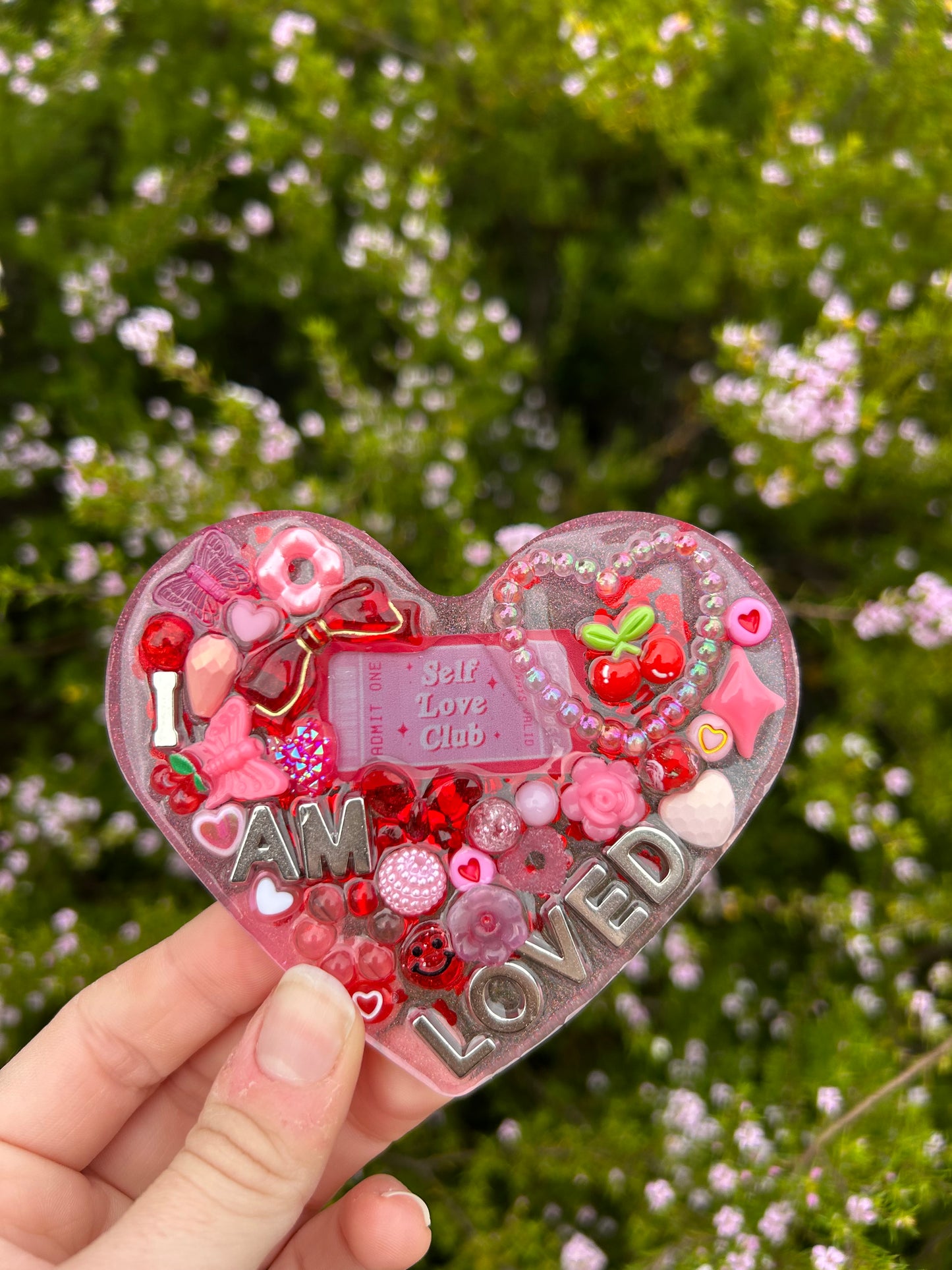 ‘I AM LOVED’ Affirmation Heart Trinket | Design 3
