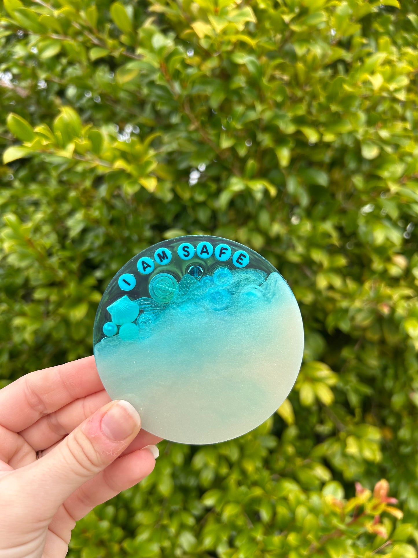 ‘I am safe’ Affirmation Ocean | Large Circle Trinket 1