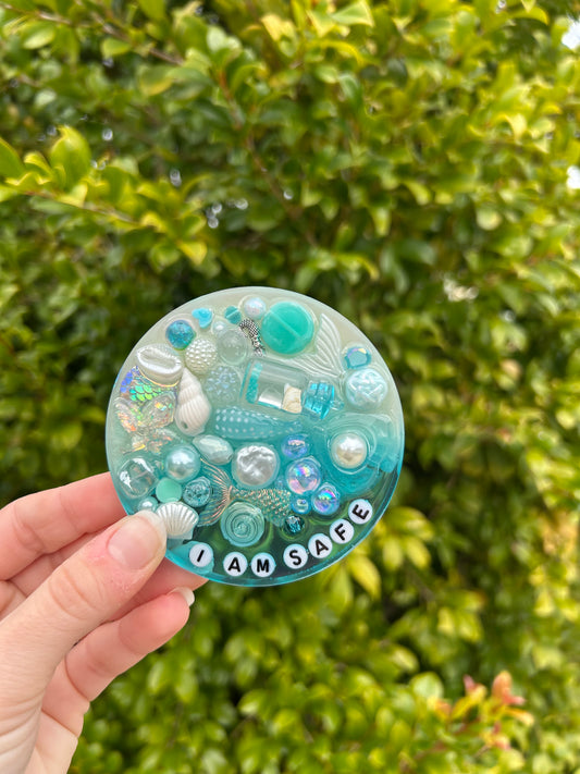 ‘I am safe’ Affirmation Ocean | Large Circle Trinket 1